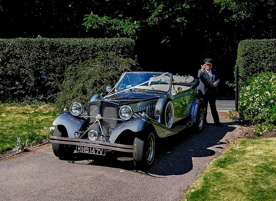 Illustrative demo photo: Bridal car - geograph.org.uk - 8044263.jpg